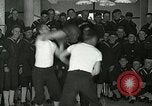 Standbild US Navy sailor Erholung Great Lakes Illinois USA, 1917, aus Sekunde 24 historischem Filmmaterial Videoclip 65675077391