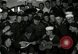 Standbild US Navy sailor Erholung Great Lakes Illinois USA, 1917, aus Sekunde 28 historischem Filmmaterial Videoclip 65675077391