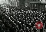 Immagine di Sousa's Great Lakes Naval Training Station band United States USA, 1917, secondo 17 filmato di repertorio 65675077394