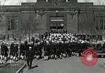 Standbild US Navy Segler mess Hall Great Lakes Illinois USA, 1917, aus Sekunde 38 historischem Filmmaterial Videoclip 65675077398