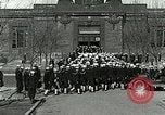 Standbild US Navy Segler mess Hall Great Lakes Illinois USA, 1917, aus Sekunde 40 historischem Filmmaterial Videoclip 65675077398