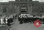 Standbild US Navy Segler mess Hall Great Lakes Illinois USA, 1917, aus Sekunde 44 historischem Filmmaterial Videoclip 65675077398