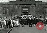 Standbild US Navy Segler mess Hall Great Lakes Illinois USA, 1917, aus Sekunde 45 historischem Filmmaterial Videoclip 65675077398