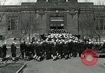 Standbild US Navy Segler mess Hall Great Lakes Illinois USA, 1917, aus Sekunde 53 historischem Filmmaterial Videoclip 65675077398