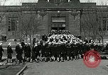 Standbild US Navy Segler mess Hall Great Lakes Illinois USA, 1917, aus Sekunde 54 historischem Filmmaterial Videoclip 65675077398