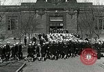 Standbild US Navy Segler mess Hall Great Lakes Illinois USA, 1917, aus Sekunde 60 historischem Filmmaterial Videoclip 65675077398