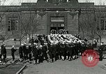 Standbild US Navy Segler mess Hall Great Lakes Illinois USA, 1917, aus Sekunde 62 historischem Filmmaterial Videoclip 65675077398