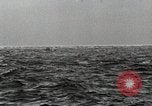 Immagine di USS Burton Island prendendo su apparecchiature Gulf of Alaska USA, 1952, secondo 61 filmato di repertorio 65675077433