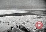 Standbild USS Burton Island am St Lawrence Island Saint Lawrence Island Alaska USA, 1952, aus Sekunde 33 historischem Filmmaterial Videoclip 65675077435