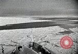 Standbild USS Burton Island am St Lawrence Island Saint Lawrence Island Alaska USA, 1952, aus Sekunde 36 historischem Filmmaterial Videoclip 65675077435