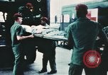 Standbild verletzte Soldaten Saigon Vietnam, 1966, aus Sekunde 25 historischem Filmmaterial Videoclip 65675077443