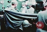 Standbild verwundete Soldaten Philippinen, 1966, aus Sekunde 57 historischem Filmmaterial Videoclip 65675077444