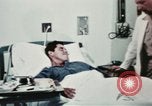 Immagine di Soldati feriti Filippine, 1966, secondo 49 filmato di repertorio 65675077445