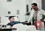 Immagine di Soldati feriti Filippine, 1966, secondo 60 filmato di repertorio 65675077445