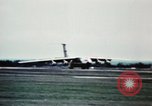 Immagine di C-141 aeromobile Filippine, 1968, secondo 15 filmato di repertorio 65675077446