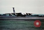 Immagine di C-141 aeromobile Filippine, 1968, secondo 19 filmato di repertorio 65675077446