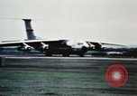 Immagine di C-141 aeromobile Filippine, 1968, secondo 22 filmato di repertorio 65675077446