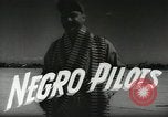 Image Pilotes d'aviateurs afro-américains Tuskegee Tuskegee Alabama USA, 1942, de la seconde 19 séquences d'archives historiques vidéo 65675077452