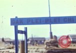 Standbild Montagnards angehören Dorf Pleiku Süd Vietnam, 1968, aus Sekunde 11 historischem Filmmaterial Videoclip 65675077459