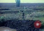 Immagine di Villaggio montagnard Pleiku Vietnam del Sud, 1968, secondo 12 filmato di repertorio 65675077460