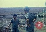 Immagine di Villaggio montagnard Pleiku Vietnam del Sud, 1968, secondo 22 filmato di repertorio 65675077460