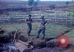 Immagine di Villaggio montagnard Pleiku Vietnam del Sud, 1968, secondo 39 filmato di repertorio 65675077460