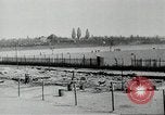 Image camp de concentration Leipzig Allemagne, 1945, de la seconde 11 séquences d'archives historiques vidéo 65675077468