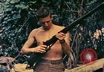 Standbild Vereinigten Staaten Marines Bougainville Island Papua Neu Guinea, 1944, aus Sekunde 41 historischem Filmmaterial Videoclip 65675077480