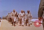 Standbild 6th Marine Division Okinawa Ryukyu Inseln, 1945, aus Sekunde 12 historischem Filmmaterial Videoclip 65675077486