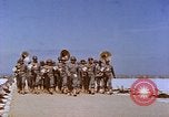 Standbild 6th Marine Division Okinawa Ryukyu Inseln, 1945, aus Sekunde 30 historischem Filmmaterial Videoclip 65675077486