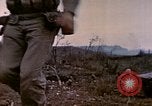 Standbild 6th Marine Division Okinawa Ryukyu Inseln, 1945, aus Sekunde 13 historischem Filmmaterial Videoclip 65675077492