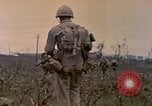 Standbild 6th Marine Division Okinawa Ryukyu Inseln, 1945, aus Sekunde 55 historischem Filmmaterial Videoclip 65675077492