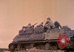 Standbild 6th Marine Division Okinawa Ryukyu Inseln, 1945, aus Sekunde 13 historischem Filmmaterial Videoclip 65675077493
