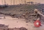 Standbild Vereinigten Staaten Marines Okinawa Ryukyu Inseln, 1945, aus Sekunde 51 historischem Filmmaterial Videoclip 65675077495