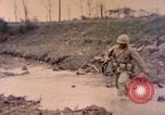 Standbild Vereinigten Staaten Marines Okinawa Ryukyu Inseln, 1945, aus Sekunde 62 historischem Filmmaterial Videoclip 65675077495