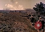 Immagine di Stati Uniti Marines Okinawa isole Ryukyu, 1945, secondo 13 filmato di repertorio 65675077496