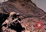 Immagine di Stati Uniti Marines Okinawa isole Ryukyu, 1945, secondo 16 filmato di repertorio 65675077496