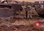 Immagine di Stati Uniti Marines Okinawa isole Ryukyu, 1945, secondo 26 filmato di repertorio 65675077496
