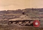 Immagine di Stati Uniti Marines Okinawa isole Ryukyu, 1945, secondo 42 filmato di repertorio 65675077496