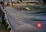 Standbild USA Soldaten Okinawa Ryukyu Inseln, 1945, aus Sekunde 15 historischem Filmmaterial Videoclip 65675077501