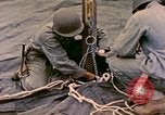 Standbild USA Soldaten Okinawa Ryukyu Inseln, 1945, aus Sekunde 34 historischem Filmmaterial Videoclip 65675077501