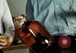 Standbild Dichloro-Diphenyl-Trichlorethan United States USA, 1944, aus Sekunde 22 historischem Filmmaterial Videoclip 65675077529