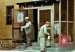 Image dichlorodiphényl-trichloroéthane United States USA, 1944, de la seconde 27 séquences d'archives historiques vidéo 65675077530