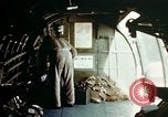 Image dichlorodiphényl-trichloroéthane United States USA, 1944, de la seconde 12 séquences d'archives historiques vidéo 65675077531