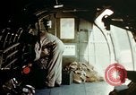Image dichlorodiphényl-trichloroéthane United States USA, 1944, de la seconde 17 séquences d'archives historiques vidéo 65675077531