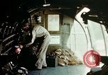 Image dichlorodiphényl-trichloroéthane United States USA, 1944, de la seconde 19 séquences d'archives historiques vidéo 65675077531