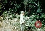 Image dichlorodiphényl-trichloroéthane United States USA, 1944, de la seconde 32 séquences d'archives historiques vidéo 65675077531