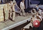 Standbild verwundete Marines Saipan Nördliche Marianen, 1945, aus Sekunde 12 historischem Filmmaterial Videoclip 65675077538