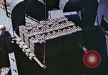 Standbild verwundete Marines Saipan Nördliche Marianen, 1945, aus Sekunde 18 historischem Filmmaterial Videoclip 65675077538
