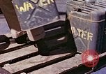 Standbild verwundete Marines Saipan Nördliche Marianen, 1945, aus Sekunde 29 historischem Filmmaterial Videoclip 65675077538